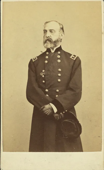 Bearded Union officer in frock coat, carte de visite portrait