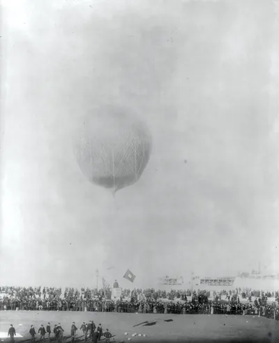 [Balloon ascension, World's Columbian Exposition, Chicago]