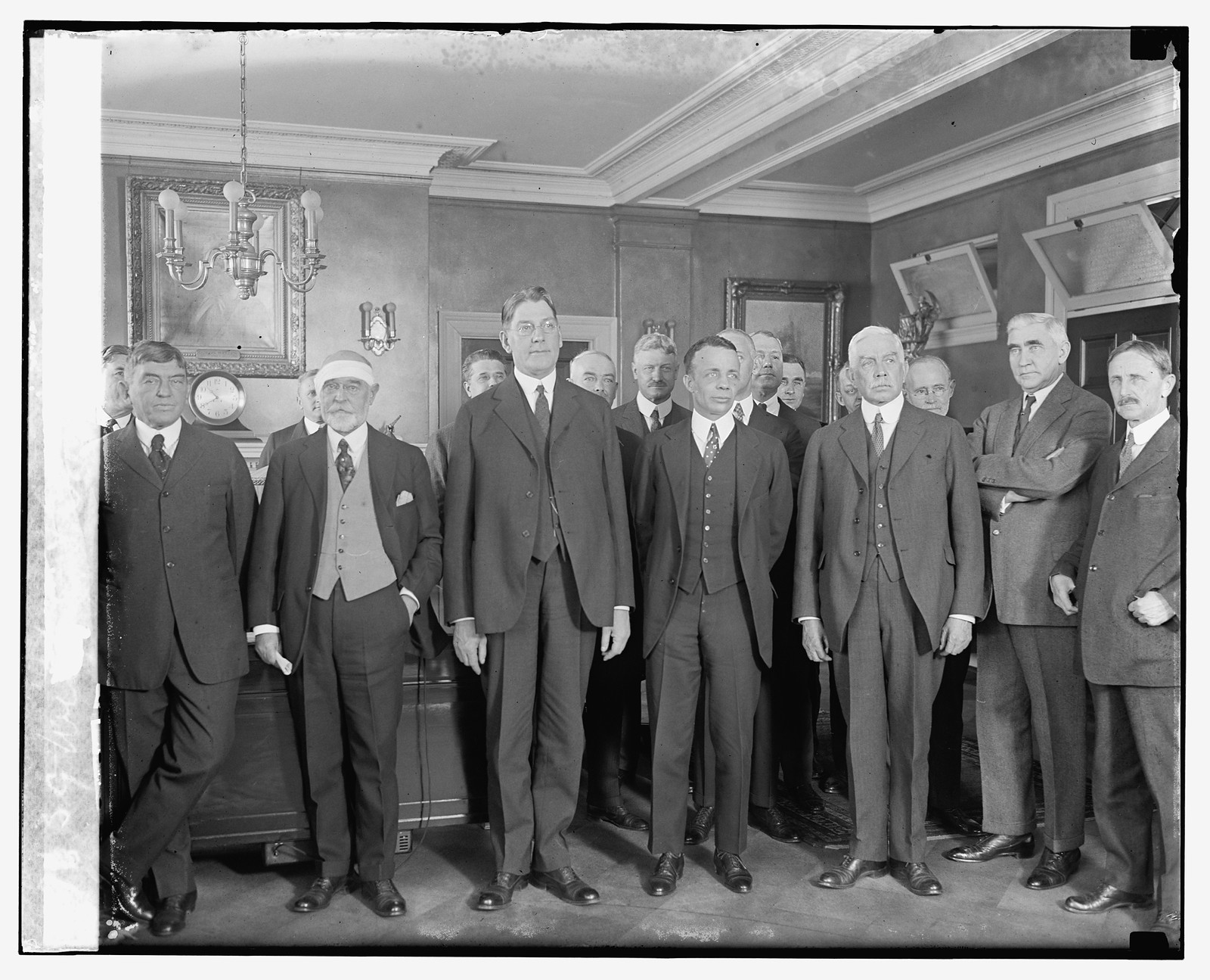 Wilbur & group, 3/24/24, [19]24 March 24. — historic photograph