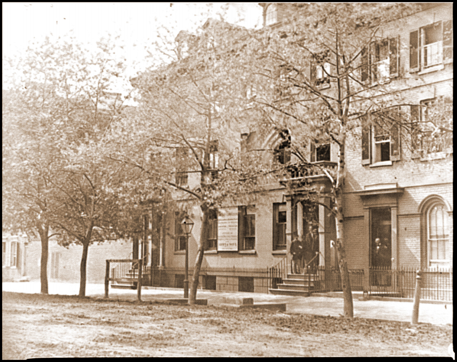 Washington D.C. Central office of the Sanitary Commission 1333 F Street N.W., 1865 — historic photograph