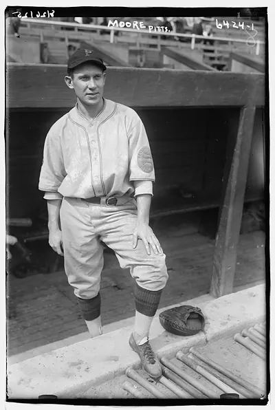 Moore, Pittsburgh Pirates, 1925