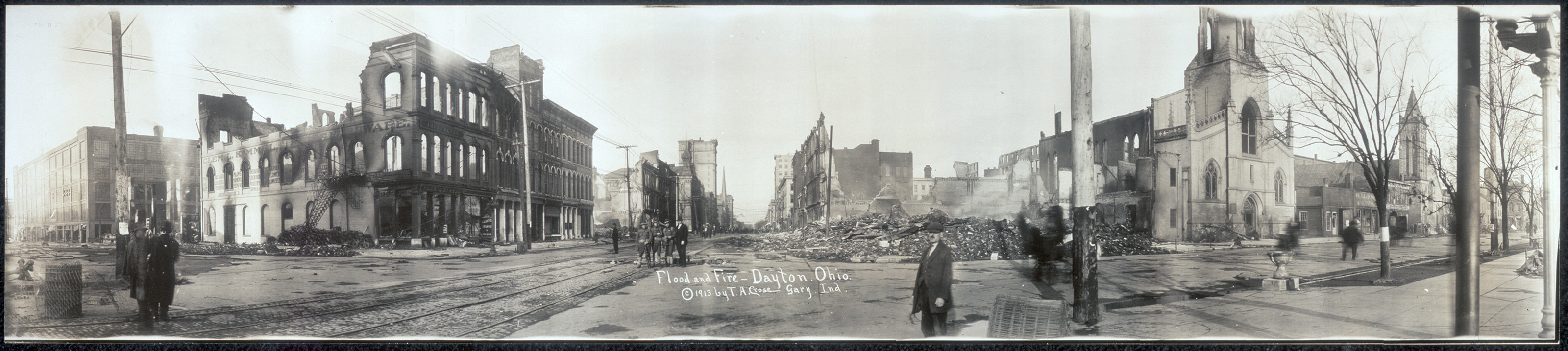 Oh 1913 Flood and fire, Dayto, 1913 — historic image