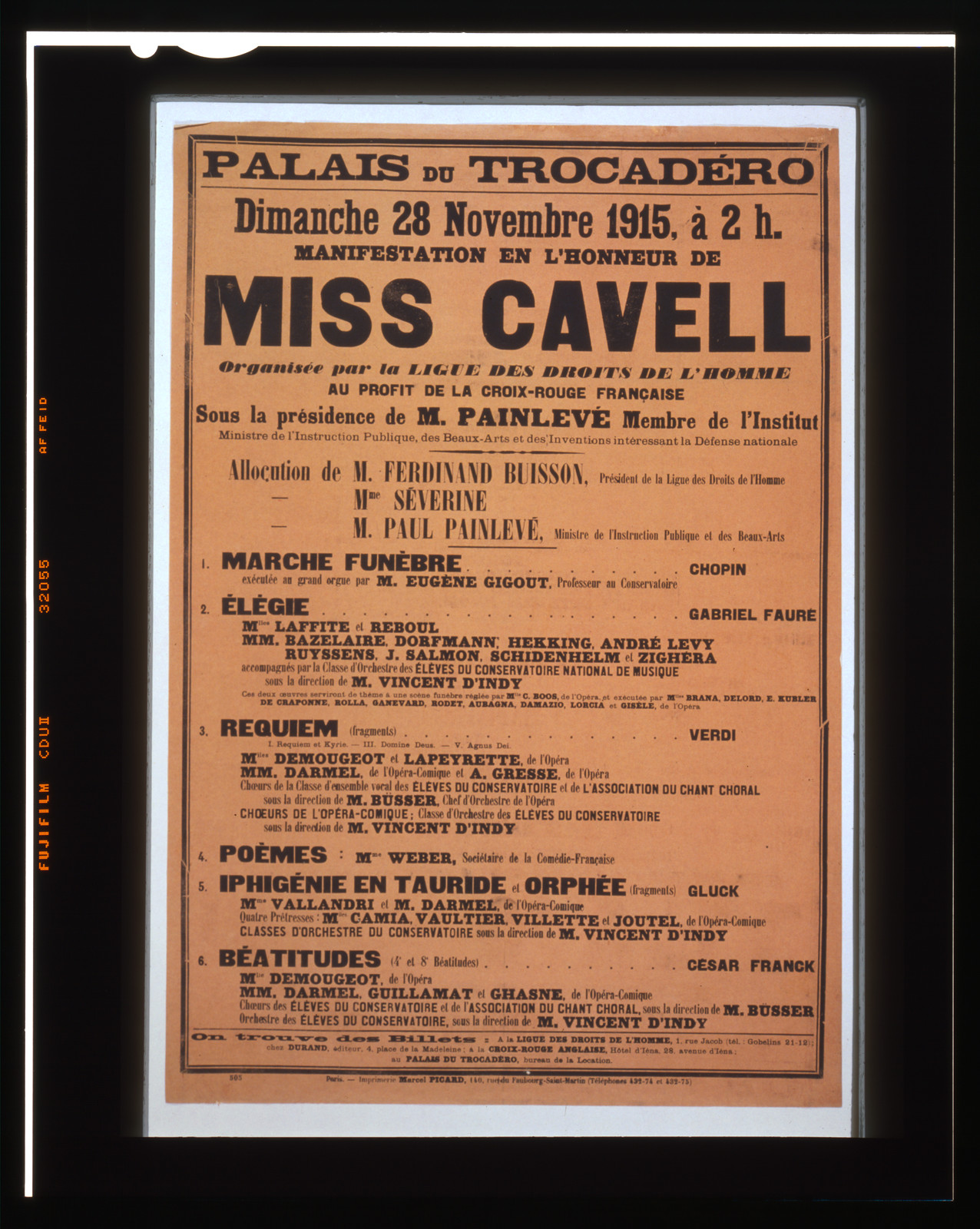 Palais du Trocadeacutero . . . Manifestation en lhonneur de Miss Cavell. Organiseacutee par la Lique des Droits de lHomme au profit de la Croix-Rouge franccedilaise, 1915 — vintage poster
