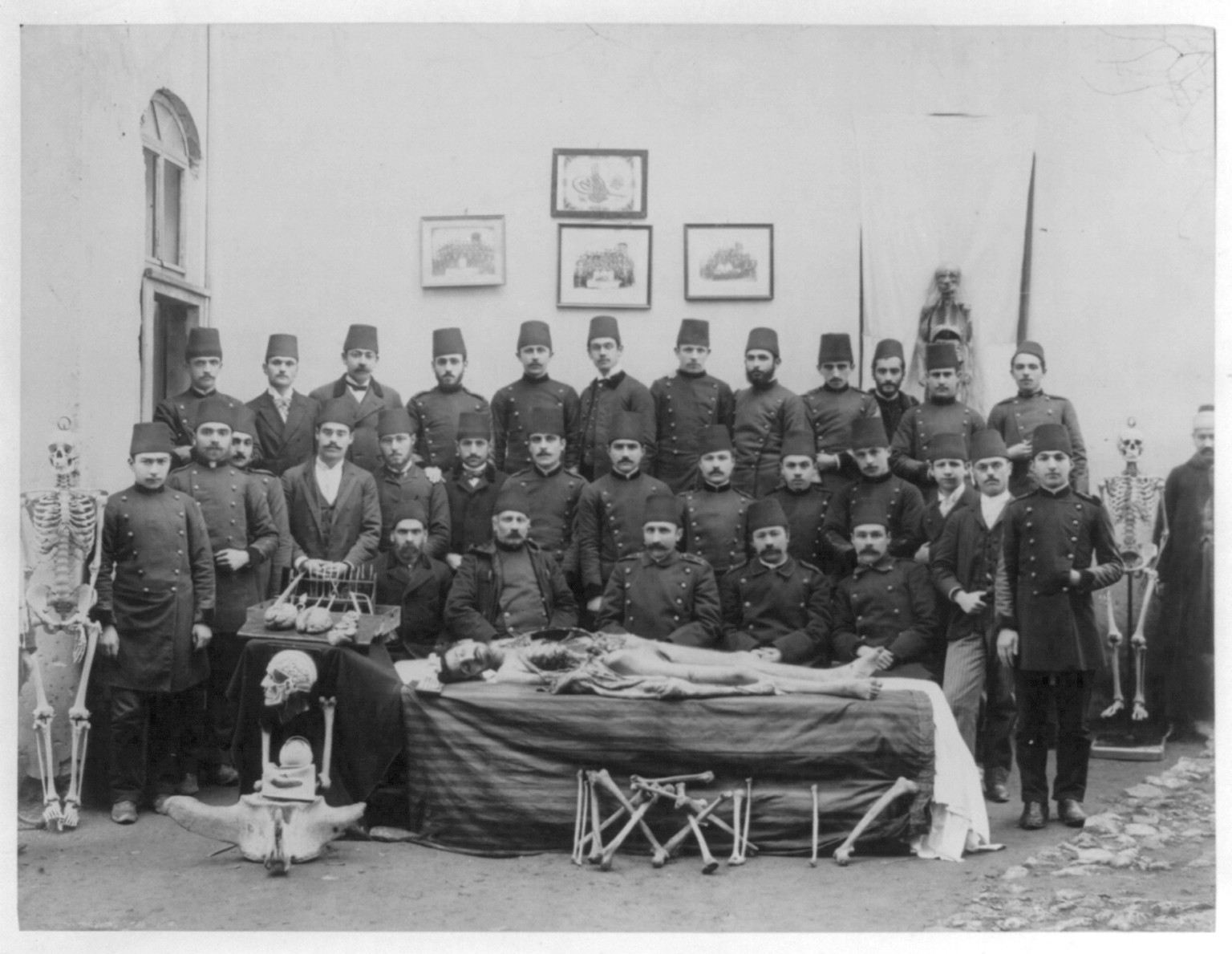 [A group photograph of the students and the teachers of the Mekteb-i Tibbiye-yi Mülkiye (Civil Medical School)] / Abdullah Frères, Phot., Constantinople., [between 1880 and 1893] — historic photograph