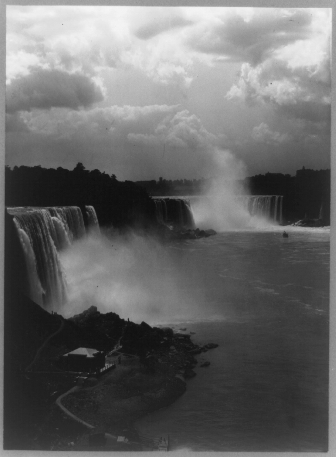 [Niagara Falls, New York], [c1911] — historic photograph
