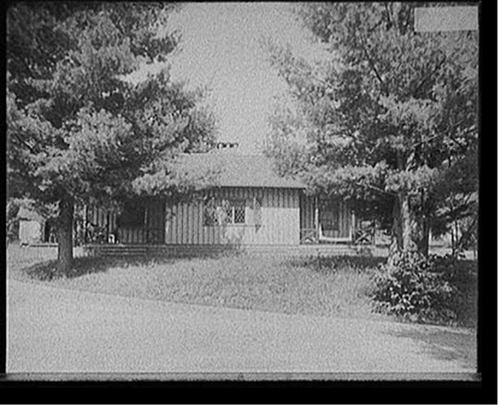 [Spruce cottage, the Antlers, Raquette Lake, Adirondack Mtns., N.Y.], [between 1900 and 1915] — historic photograph