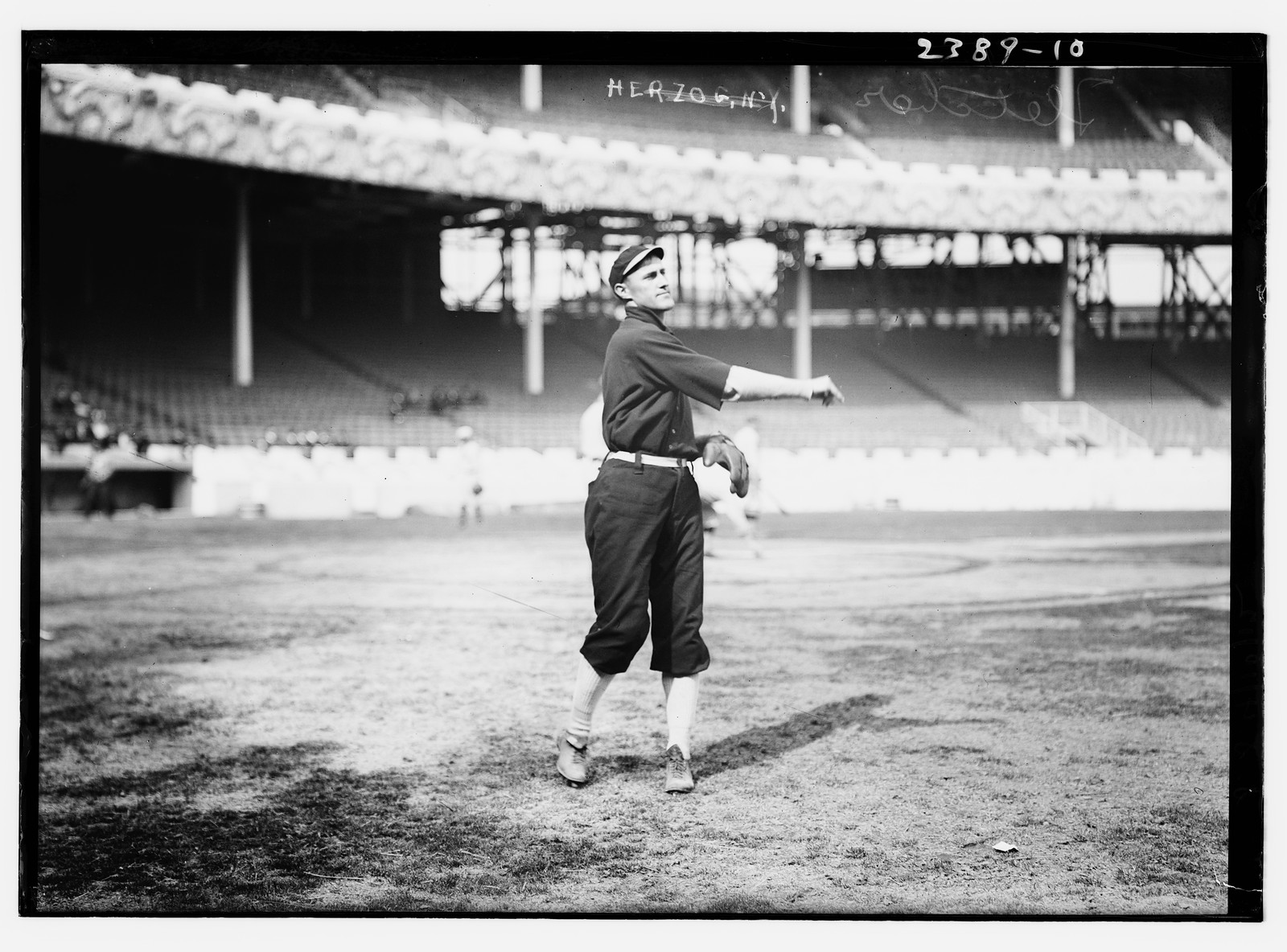 Art Fletcher (New York NL) prior to the World Series at the Polo Grounds, NY, 1911 (baseball), [1911] — historic photograph