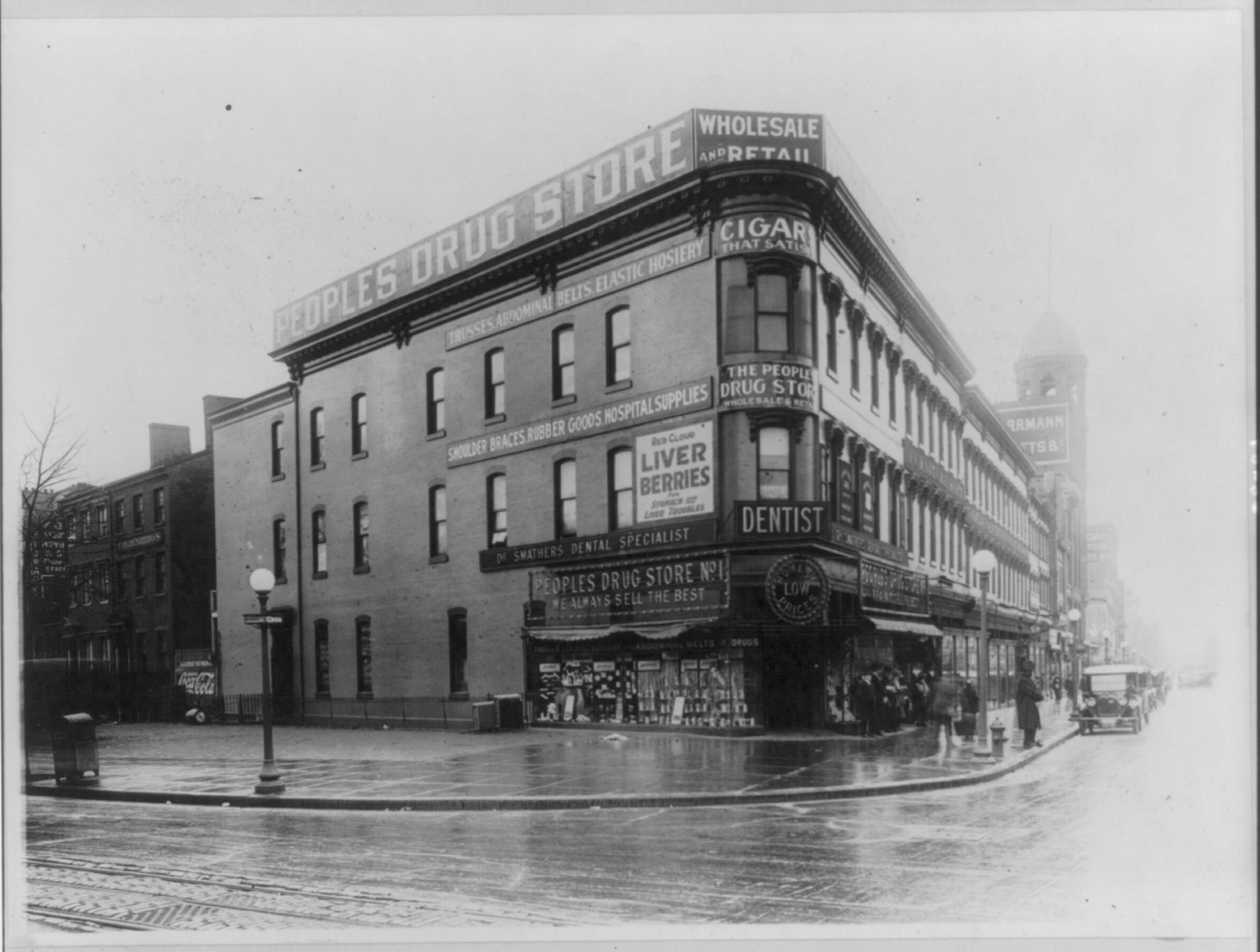 People's Drug Store No. 1, 7th and Massachusetts Ave, N.W., Washington, D.C., [1922?] — historic photograph