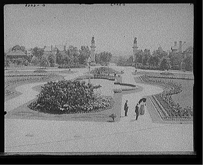 [Entrance to Highland Park, Pittsburgh, Pa.]