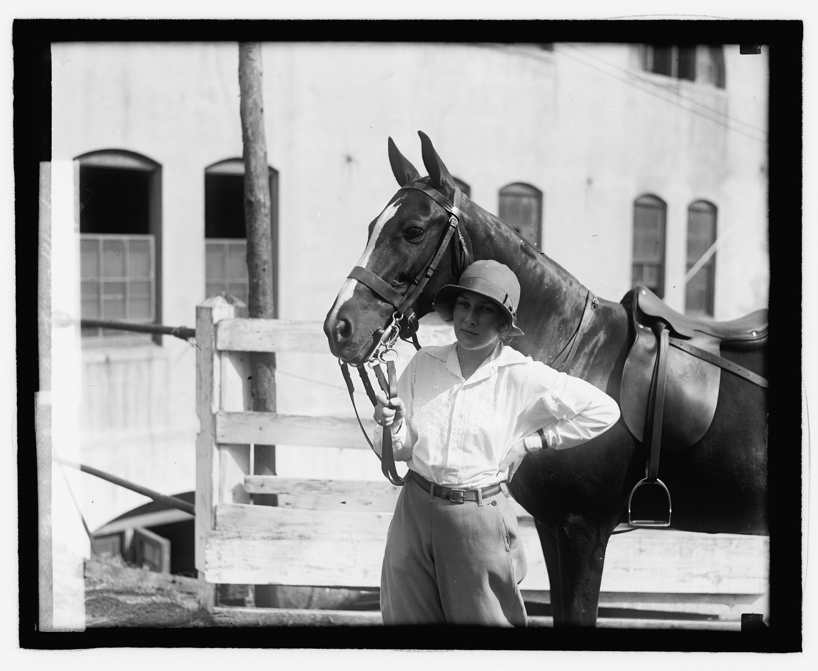 Miss Dorothy Fell, 4/21/27, [19]27 April 21. — historic photograph
