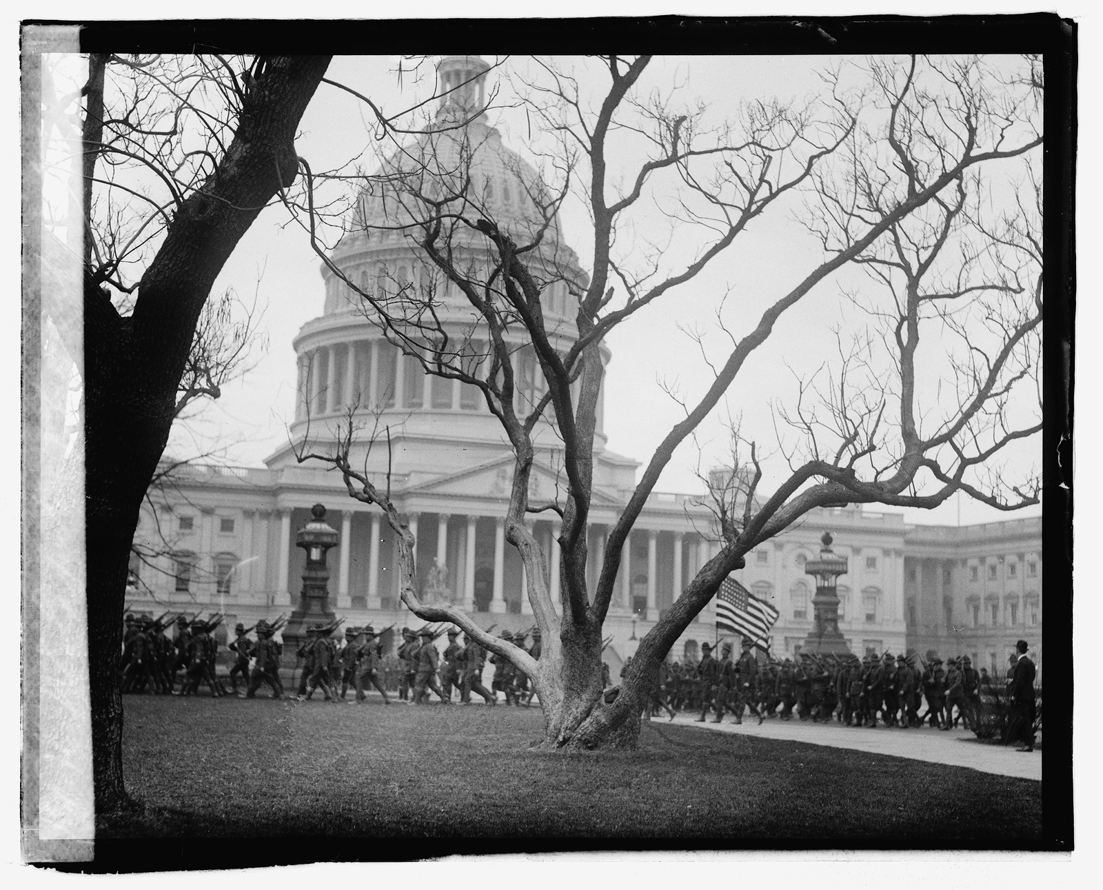 U.S. Capitol & 63rd infantry, 1920 March 26. — historic photograph