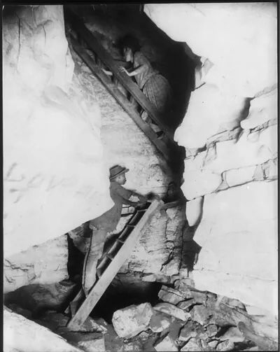 Mammoth Cave, Edmondson, Co., Ky. - Corkscrew