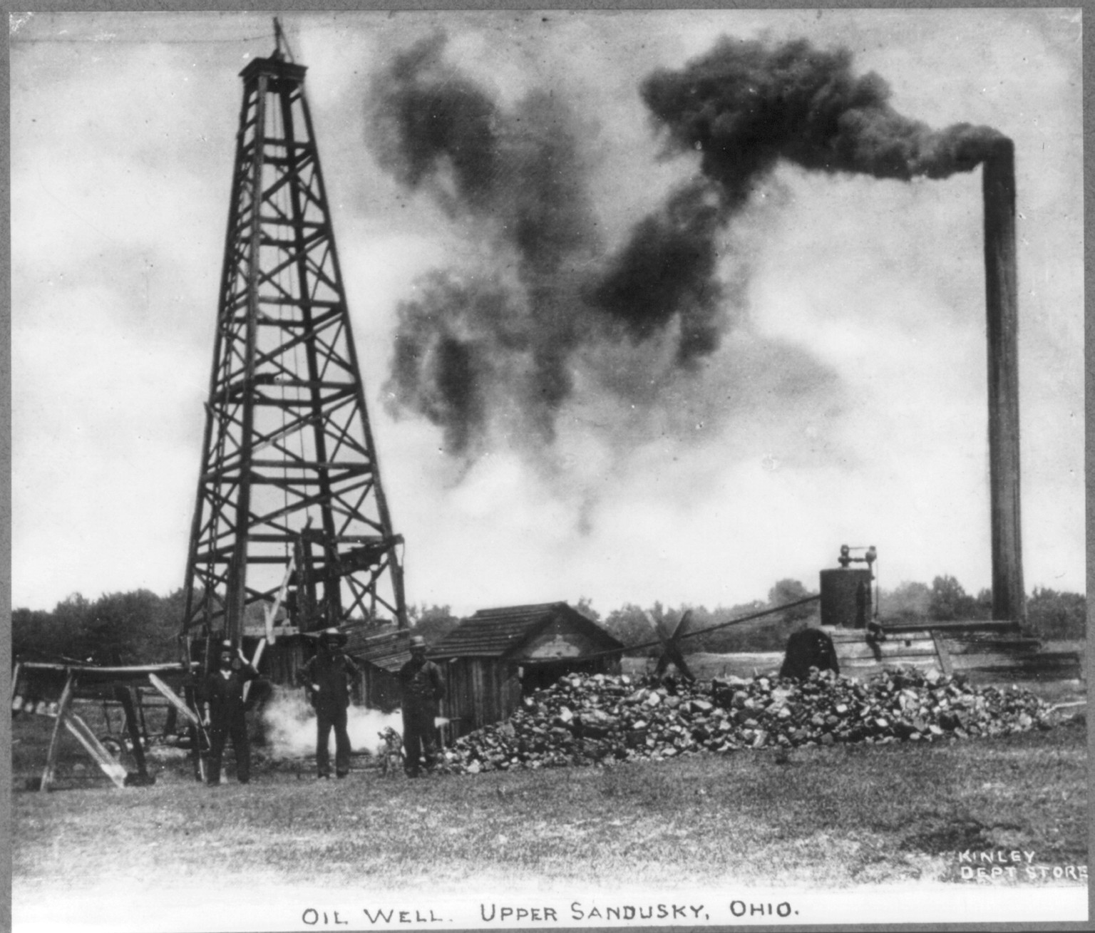 Oil well, Upper Sandusky, Ohio — historic photograph