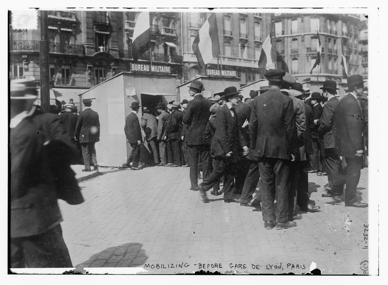 Mobilizing before Gare de Lyon, Paris, n/a — historic photograph