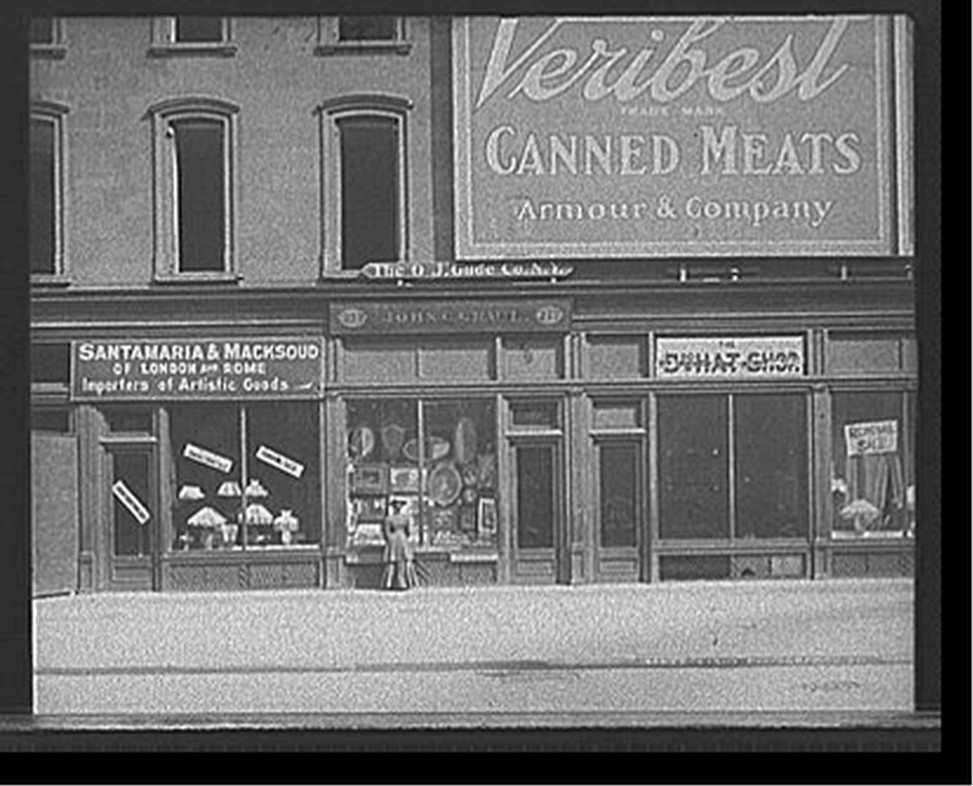 [John C. Graul's art store, 217 Fifth Avenue, New York], [between 1900 and 1905] — historic photograph