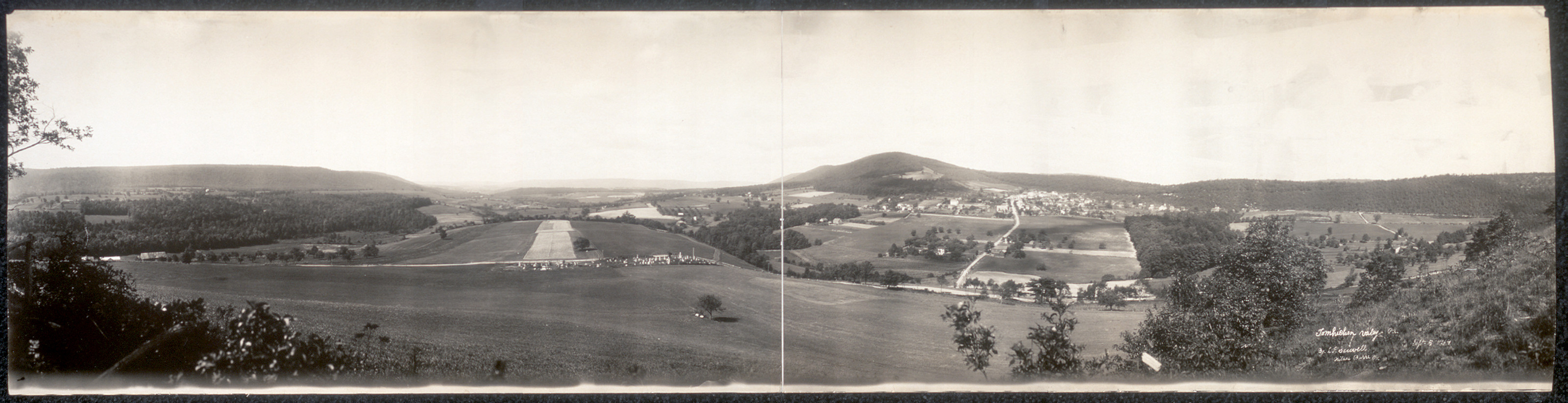 Tomhieben Valey sic, Sept, Pennsylvania, 1914, 1914 — historic image