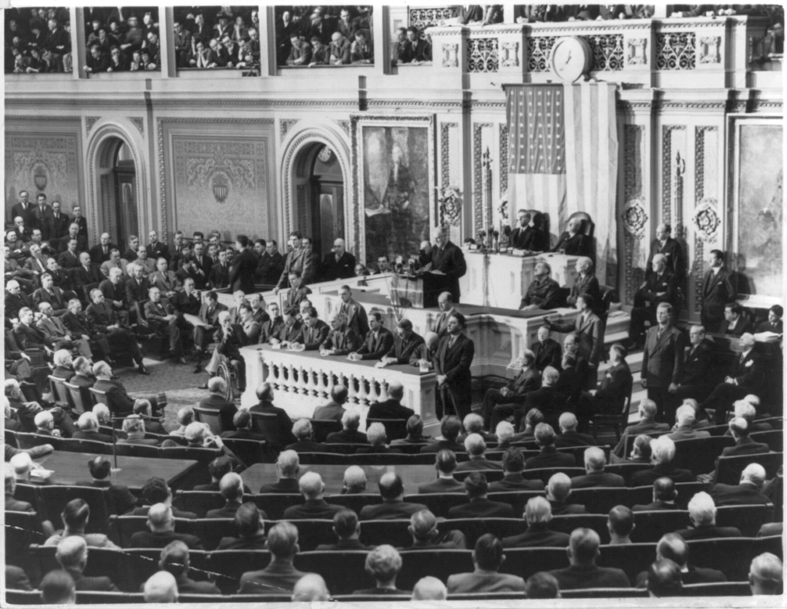 Roosevelt delivers message to Congress, 1941 Jan. 6. — historic photograph