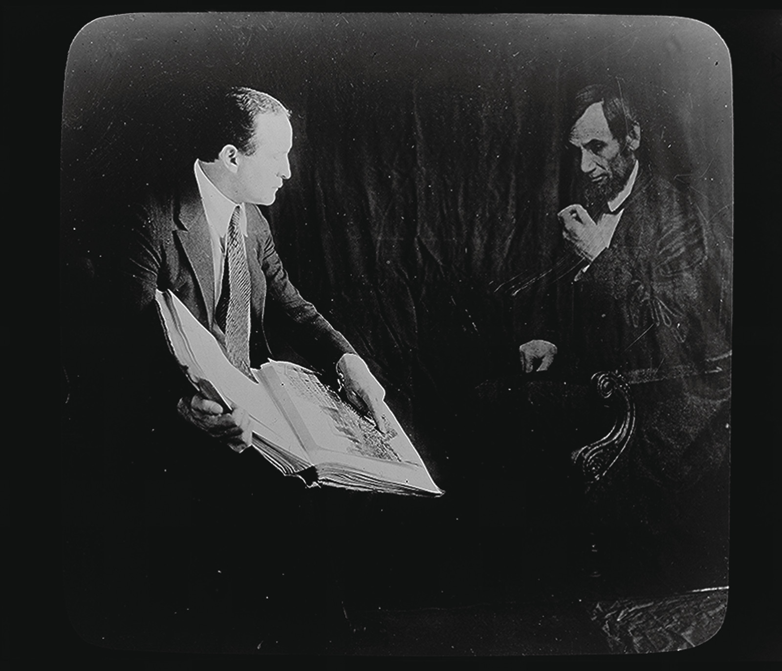 Houdini And The Ghost Of Abraham Lincoln, c. 1920-1930 — historic image