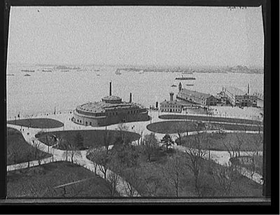 [Battery and old Castle Gardens (Castle Clinton), New York]