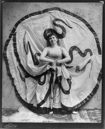 Minnie Renwood