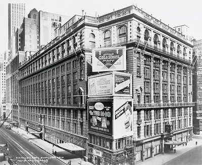 R.H. Macy & Co. Building, Broadway & 34th St. Underhill, Irving, photographer