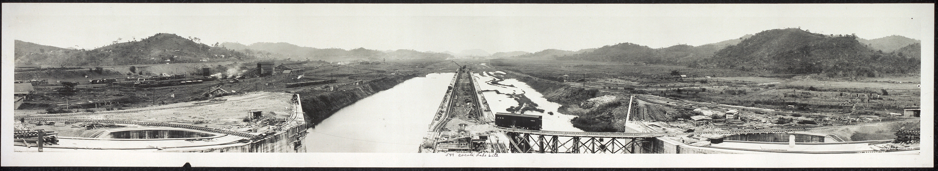 Panoramic view of Panama Canal construction, cut and bridge — historic image