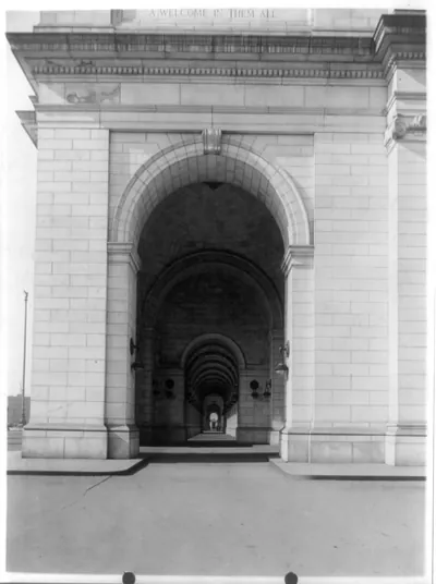 Hallway through entrances to Union Station, [Washington, D.C.]