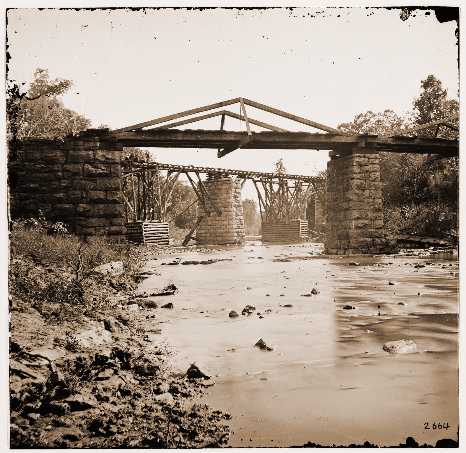 Knoxville Tennessee (vicinity). Railroad bridge across Platt creek, 1864 — historic photograph