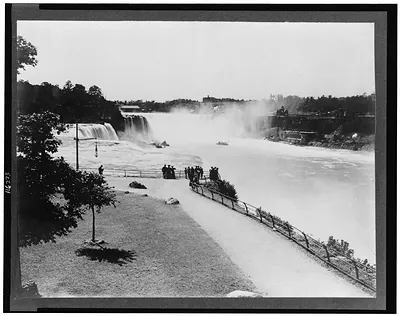 The falls of Niagara