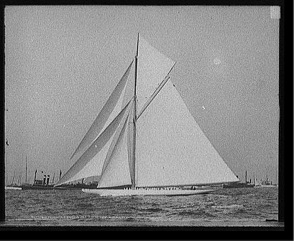 Reliance crossing the finish line, Aug. 25, 1903, c1903. — historic photograph