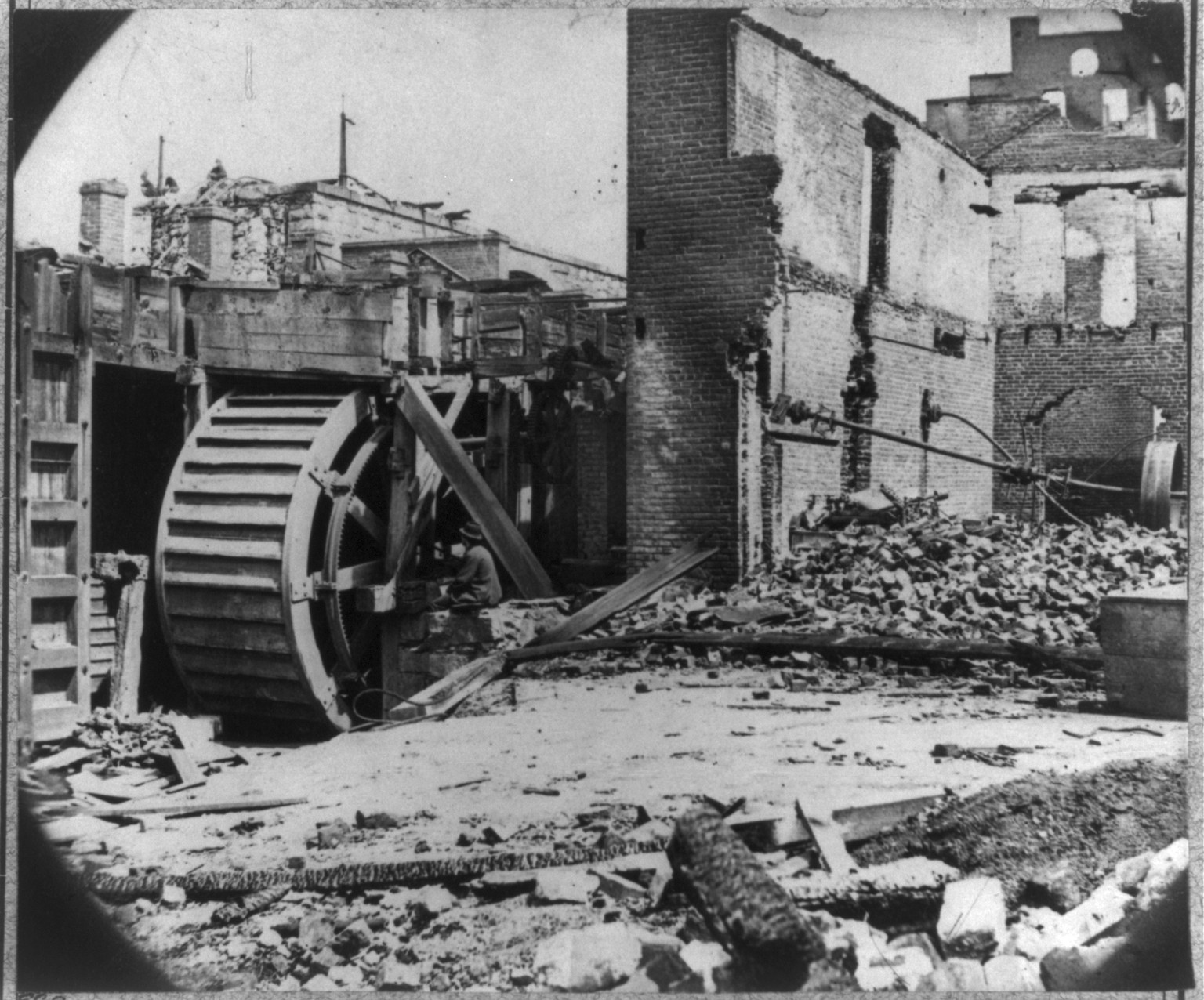 [Ruins of paper mill, near Richmond & Petersburg RR Depot, Richmond, Va. 1865], 1865, printed later. — historic photograph