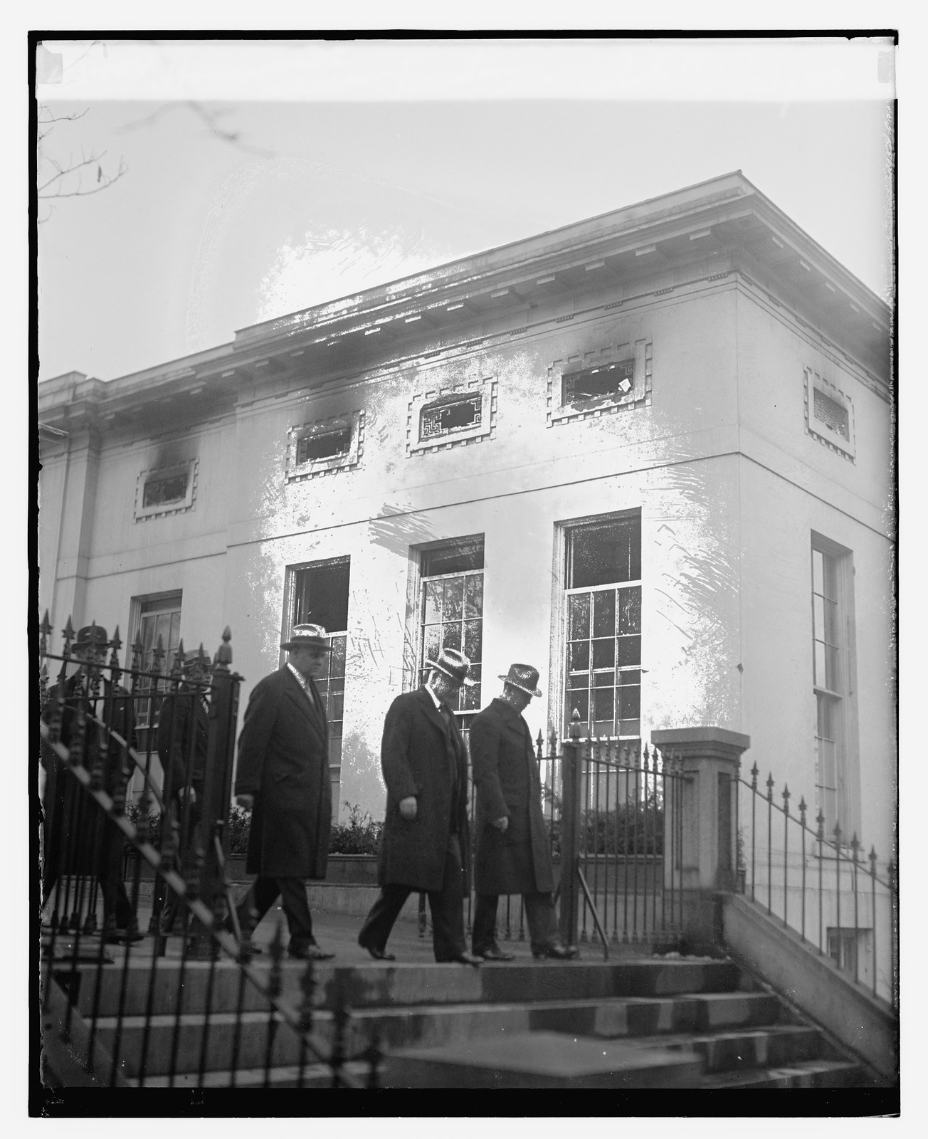 Hoover with Akerson & Newton leaving White House, 12/27/29, [19]29 December 27. — historic photograph