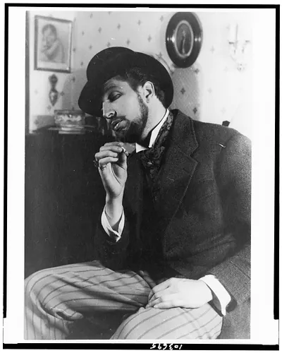 [Portrait of Vincent Price, in Angel Street"]"