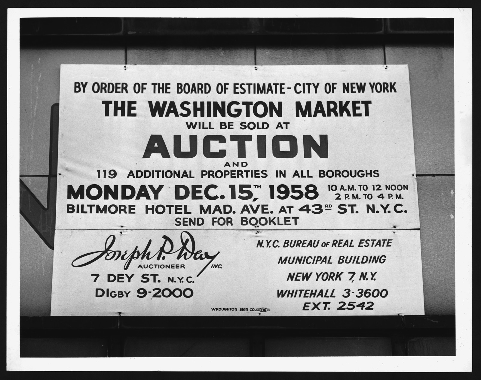 Signannouncinganauctiontosell W — historic image