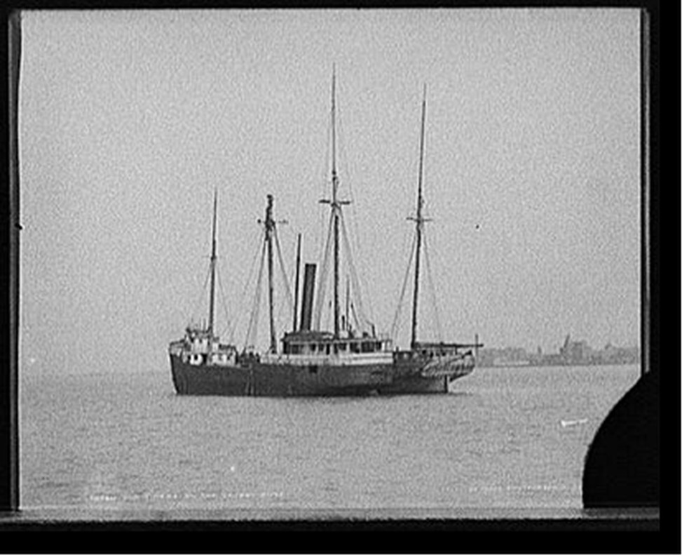 Old timers on the Detroit River, [1903?] — historic photograph