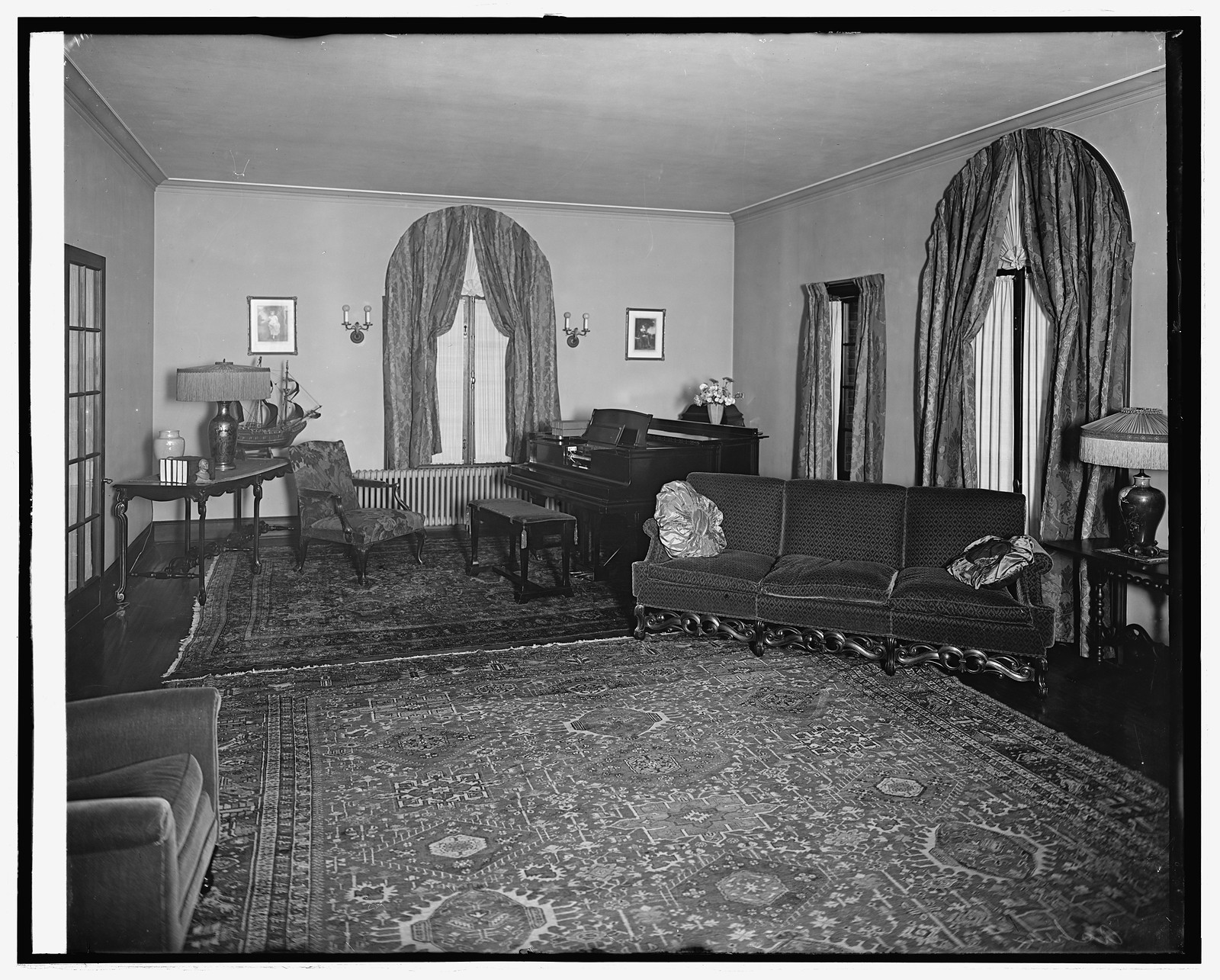 O.J. DeMoll Co., Asher home, [between 1918 and 1928] — historic photograph