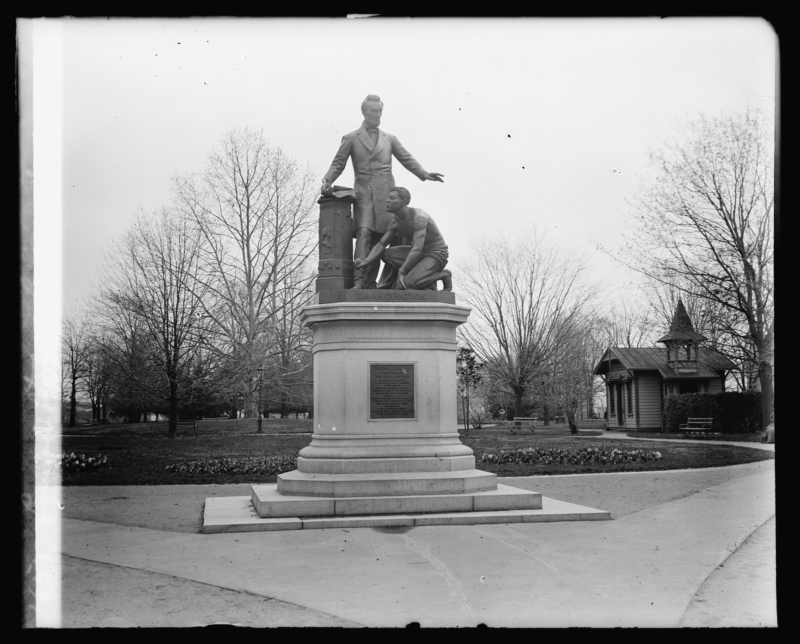 Lincoln Statue, Lincoln Park, [Washington, D.C.], [between 1918 and 1920] — historic photograph