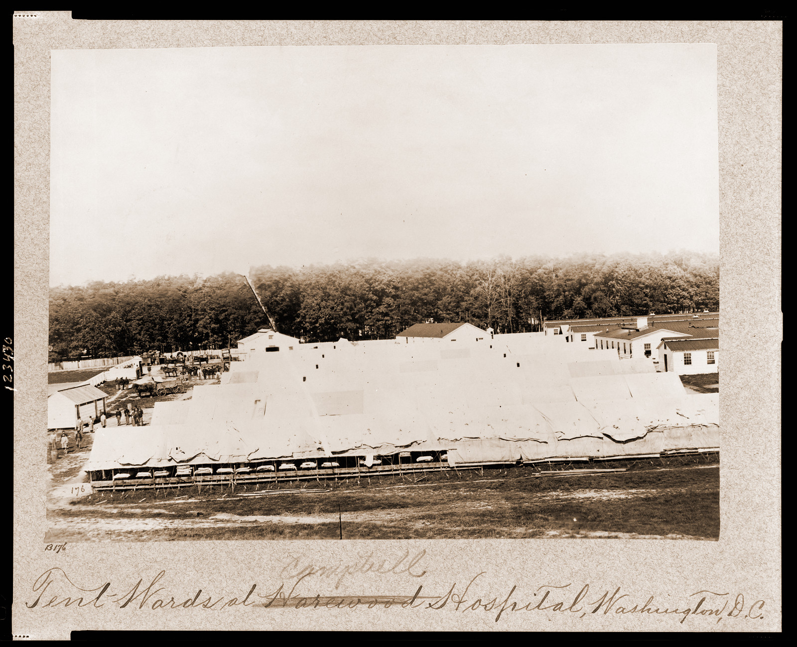 Tent wards at Campbell Hospital Washington D.C., 1861 — historic photograph