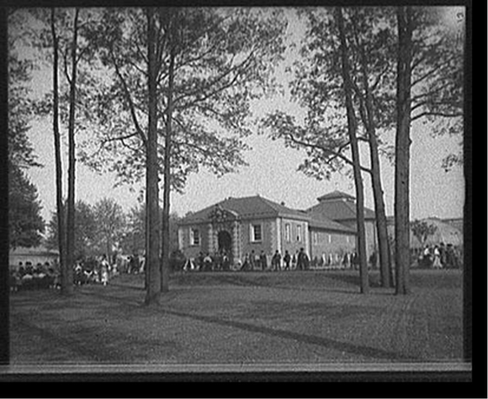 [Aquarium, Belle Isle Park, Detroit, Mich.], [between 1900 and 1910] — historic photograph