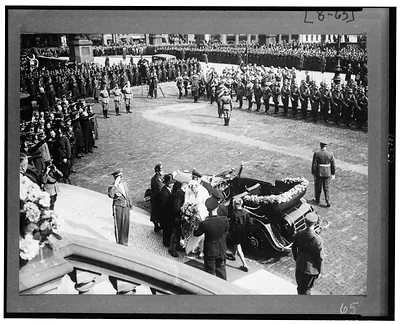 [Hermann Göring with bride getting out of wedding car on arrival at cathedral, Berlin]