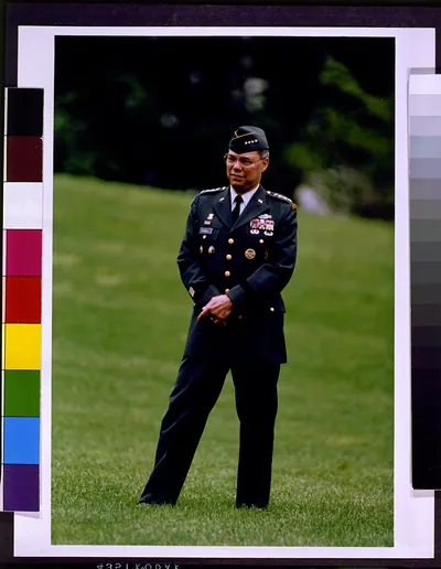 [Colin L. Powell, full-length portrait, standing, facing left] / Official White House photograph.