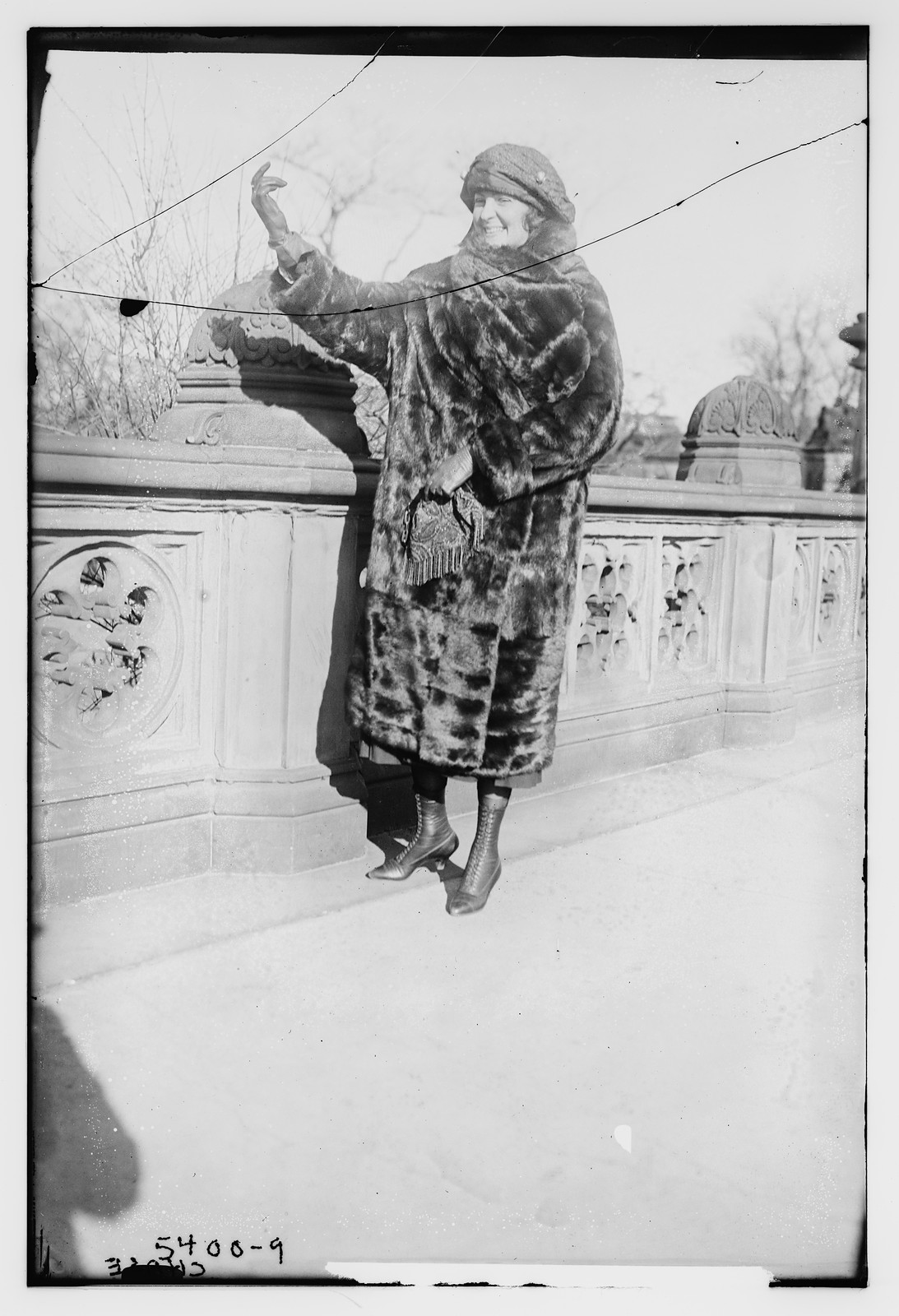 Cora Chase, n/a — historic photograph