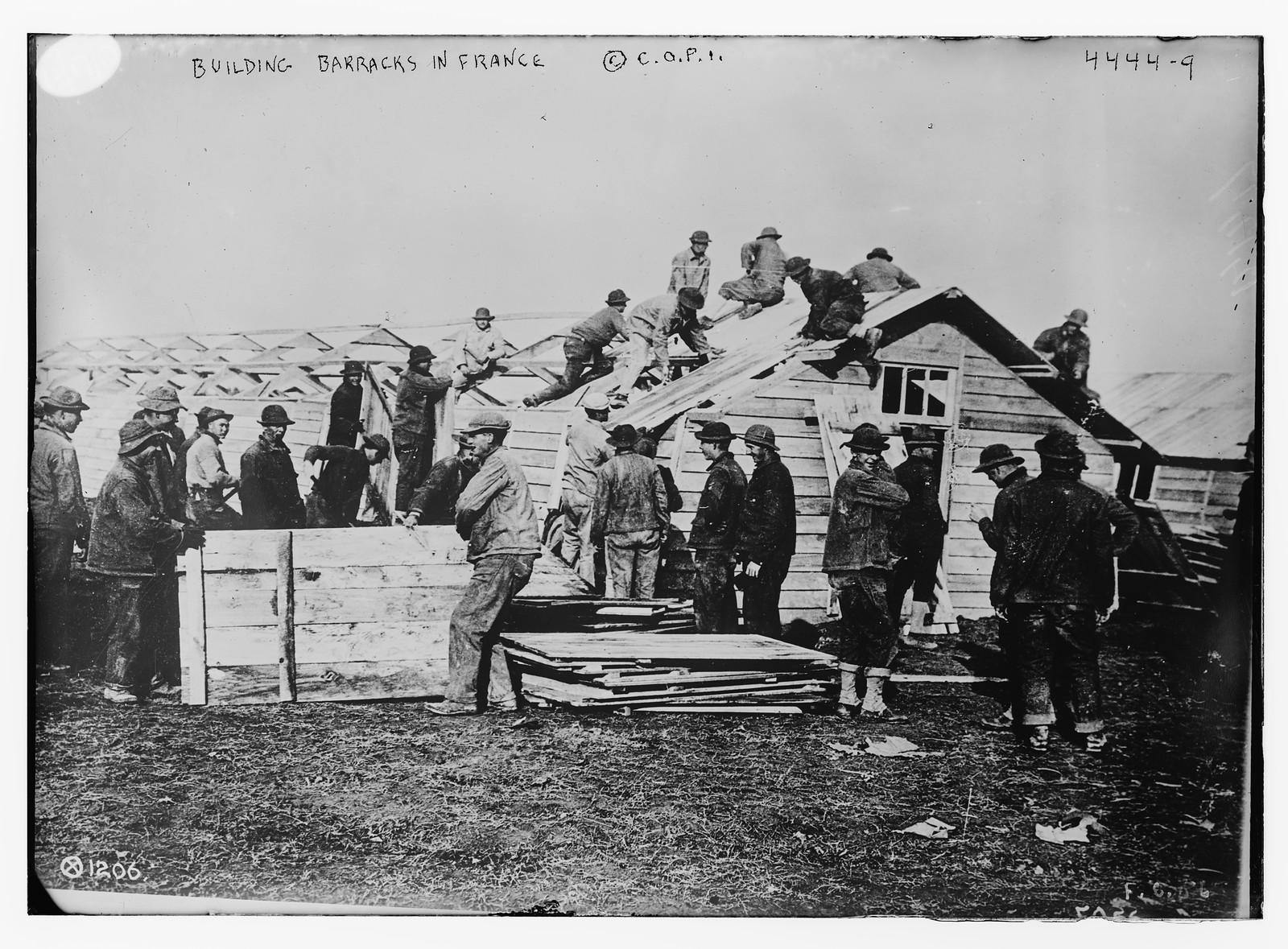 Bldg. barracks in Fr., n/a — historic photograph