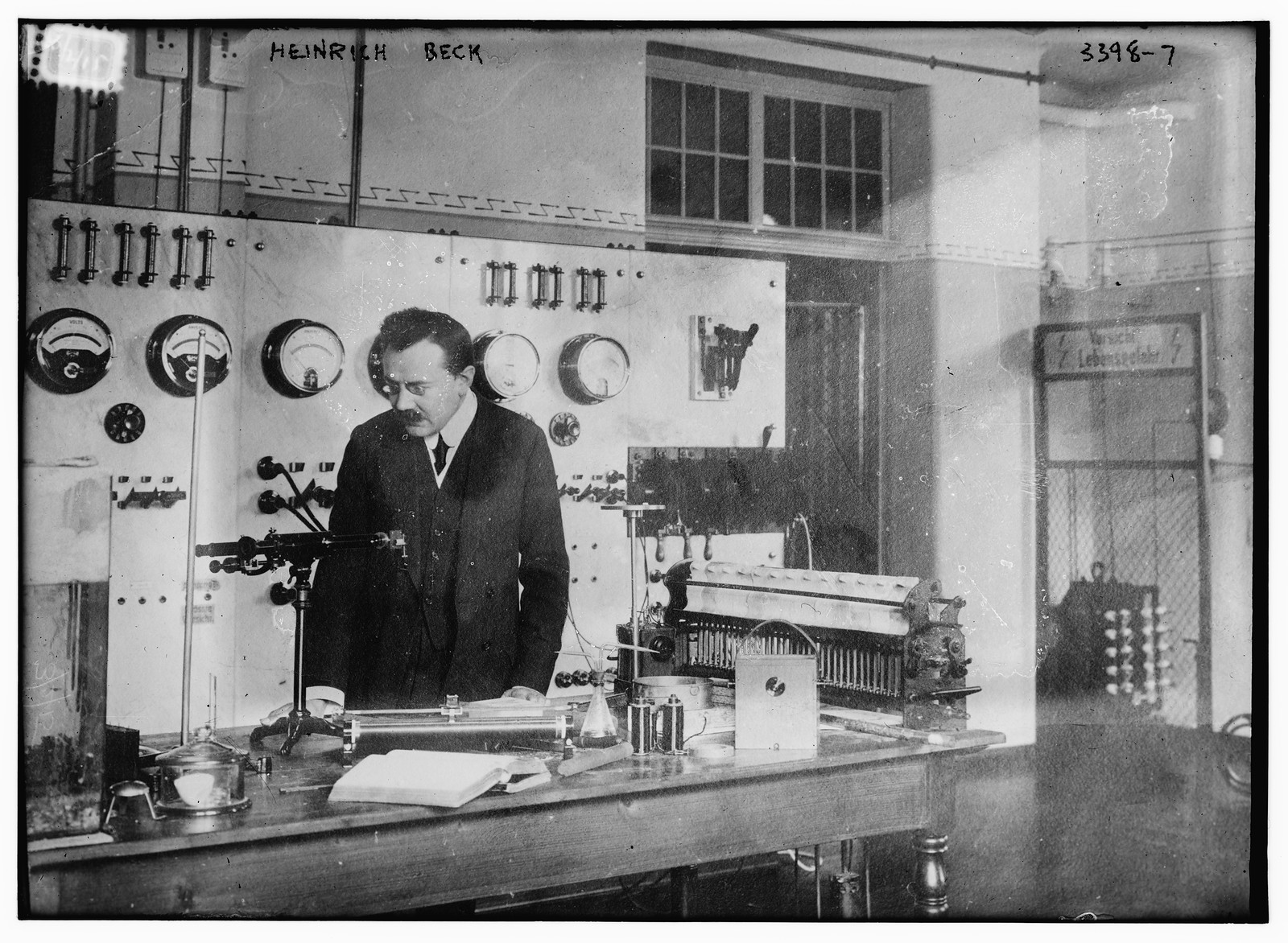 Heinrich Beck, n/a — historic photograph