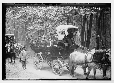 Men going to call on Pres. Roosevelt at Oyster Bay, Illinois