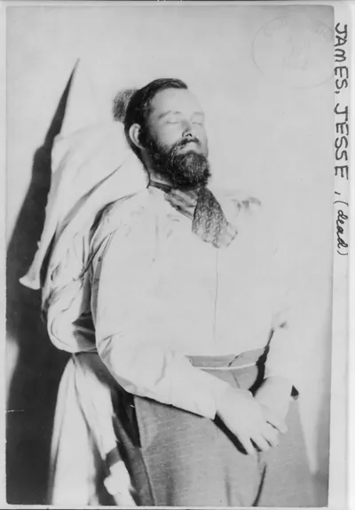 [Jesse James dead; clothed; 3/4 length]