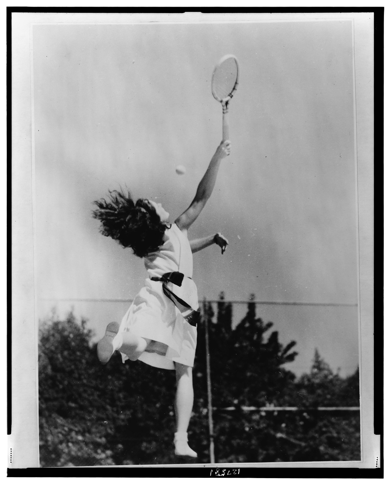 A new California tennis marvel / photo by Underwood and Underwood., [between 1930 and 1960] — historic photograph
