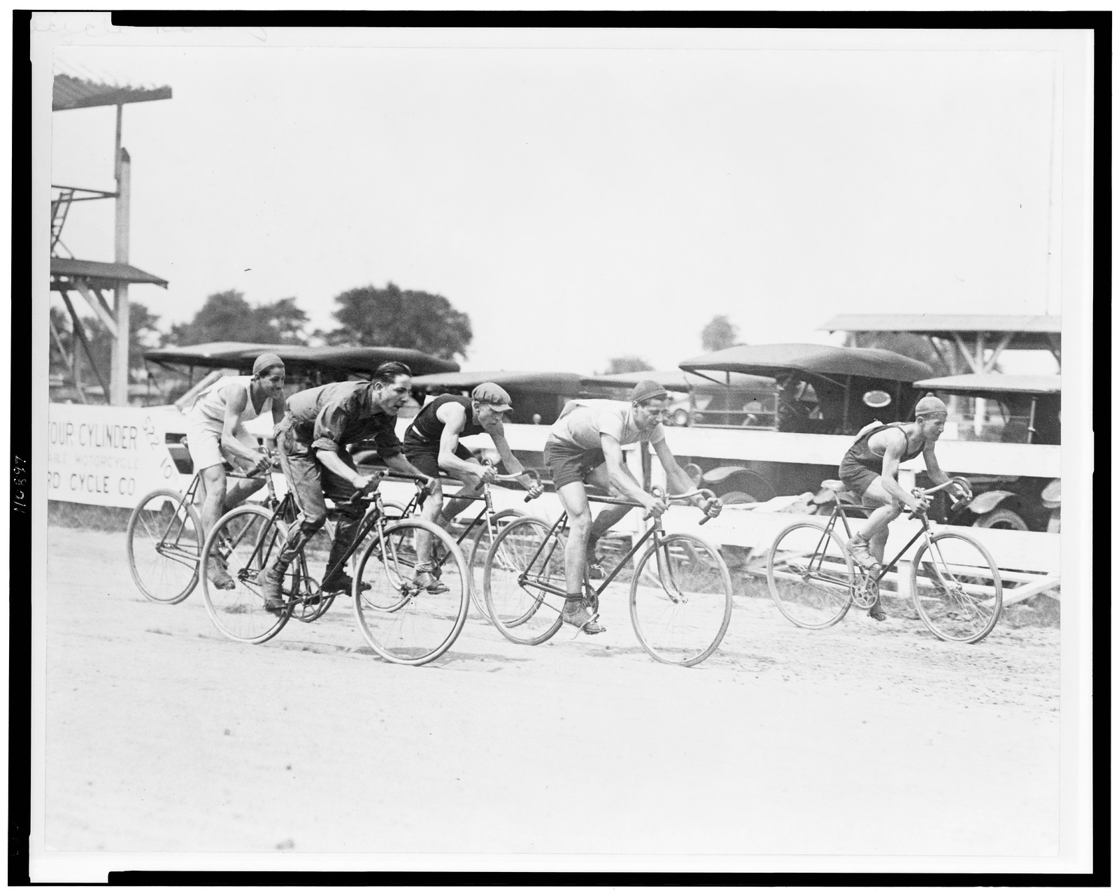 [Bicycle race in or near Washington, D.C.], [ca. 1925] — historic photograph