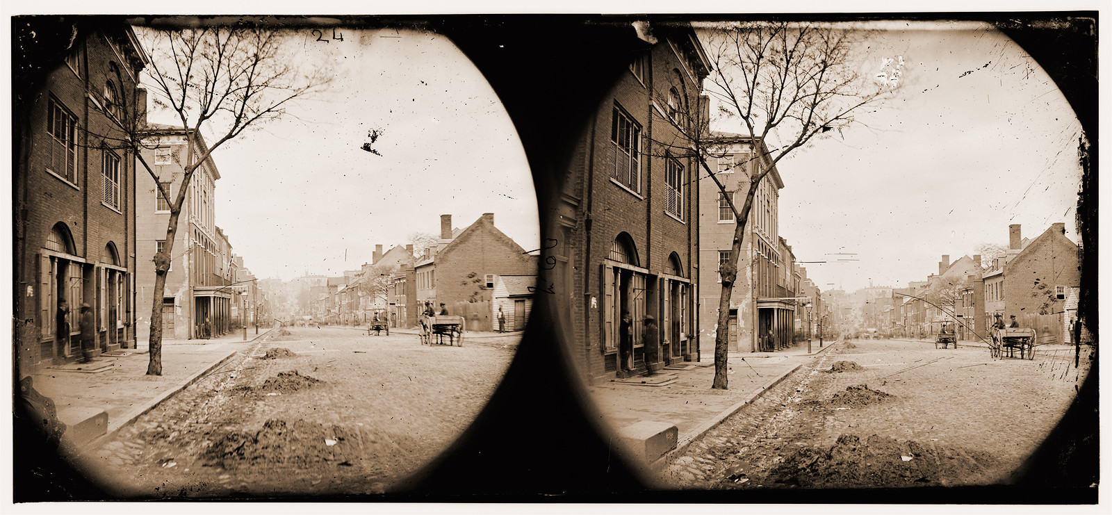 Richmond Virginia. Looking up Main Street, 1865 — historic photograph