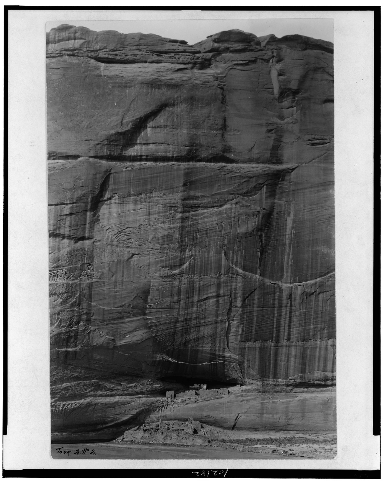[The White house, Canyon de Chelly, Arizona], c1922. — historic photograph